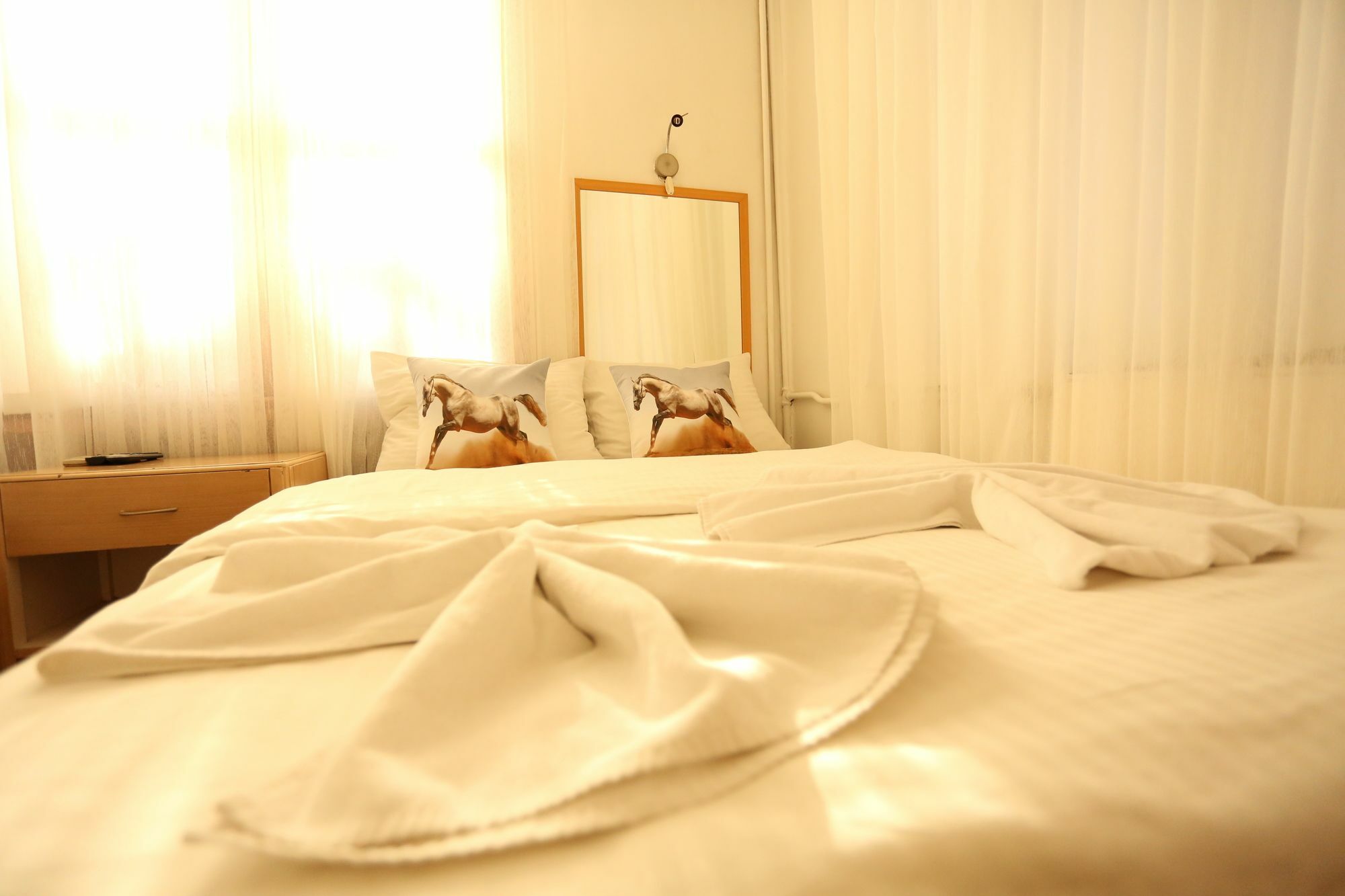 Dos Hermanos Hotel Istanboel Buitenkant foto